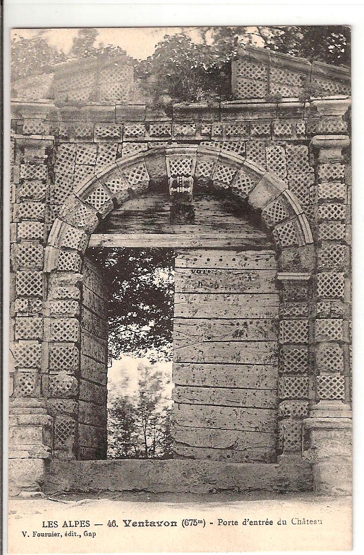 Ventavon Porte d'Entrée du Chateau