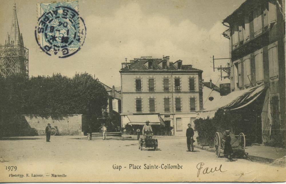 Place Sainte Collombe