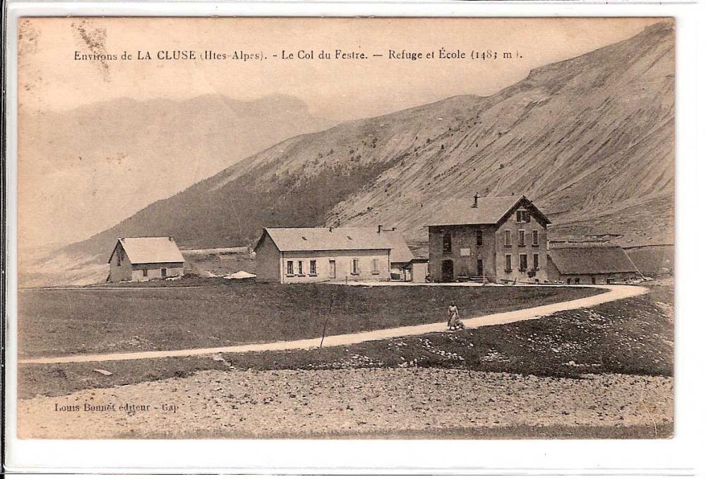 Environs de la cluse - Le Col du Festre - Refuge et ecole (1483m)
