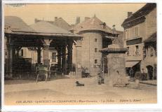 Saint Bonnet en Champsaur - Place Grenette - Les Halles