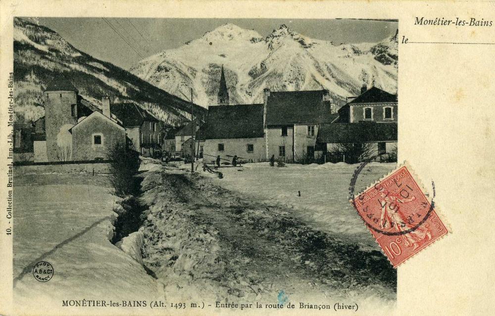 Monêtier les Bains entrée par la route de Briançon