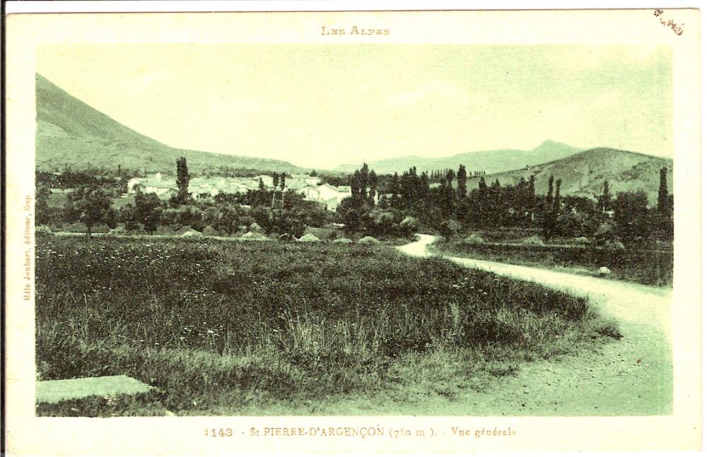 St-Pierre d'Argençon (780m) - Vue Générale