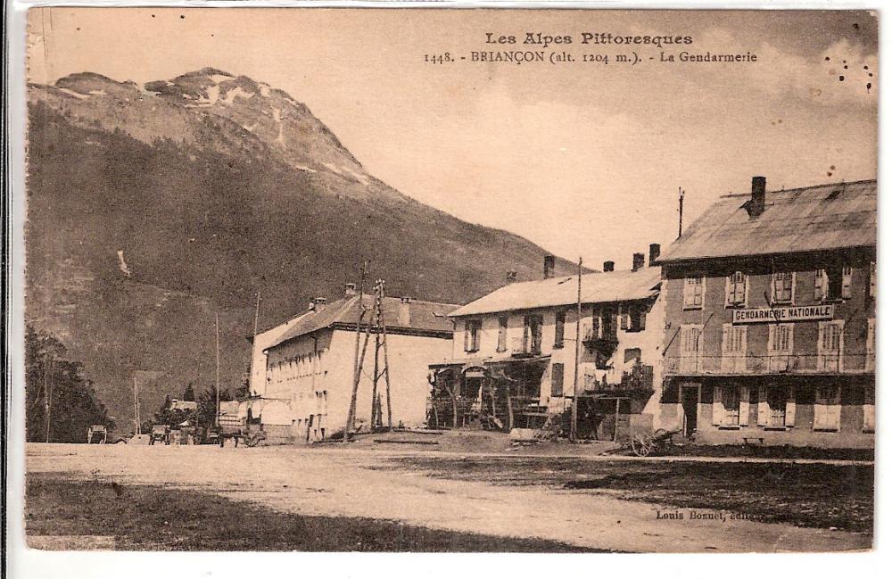 Briançon ( alt 1204m ) - La Gendarmerie