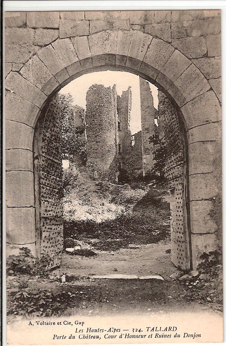 Porte du Chateau de Tallard