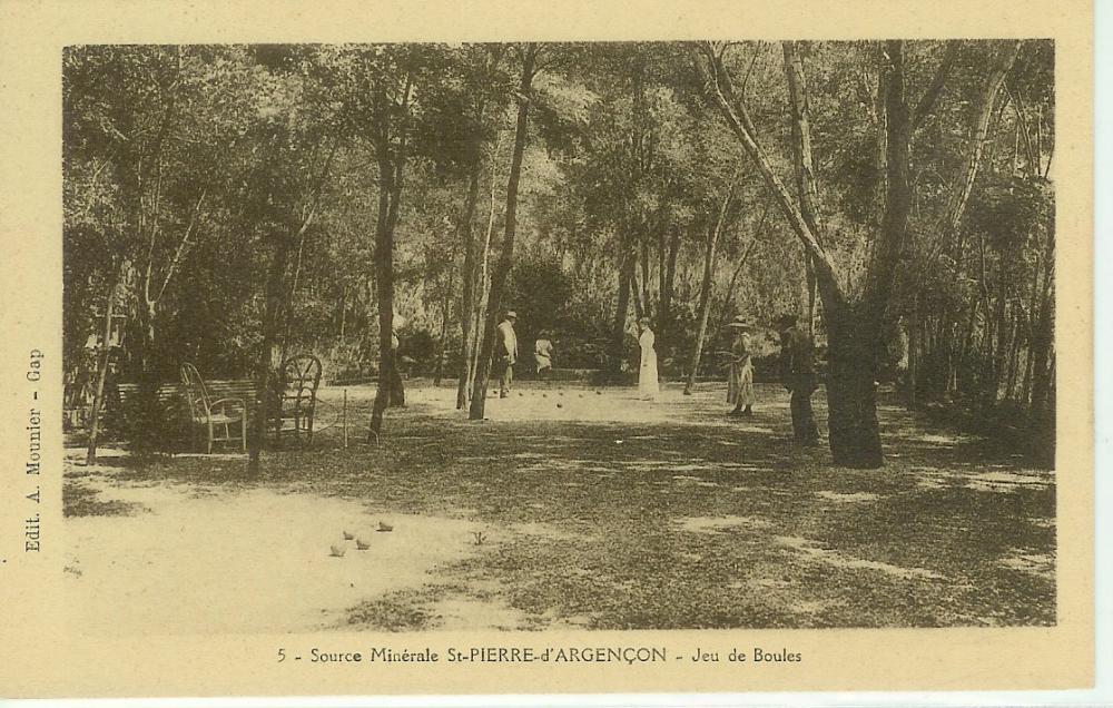 Source Minerale Saint Pierre d'Argençon Jeu de Boules