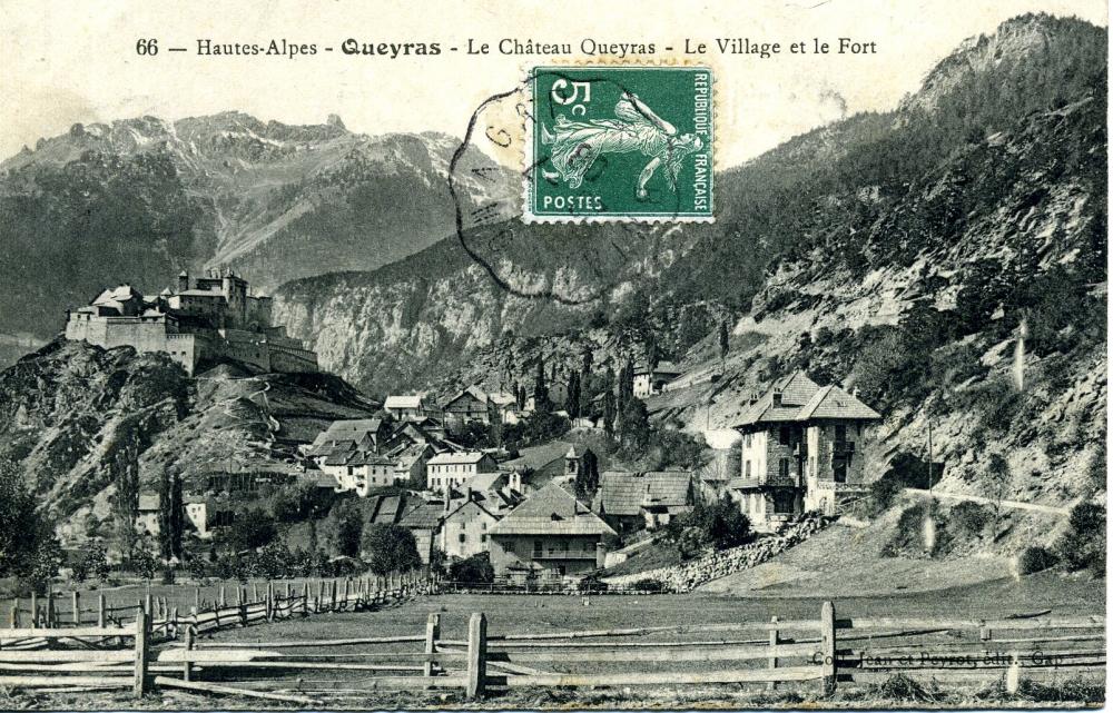 Queyras Le Chateau Queyras Le Village et le Fort