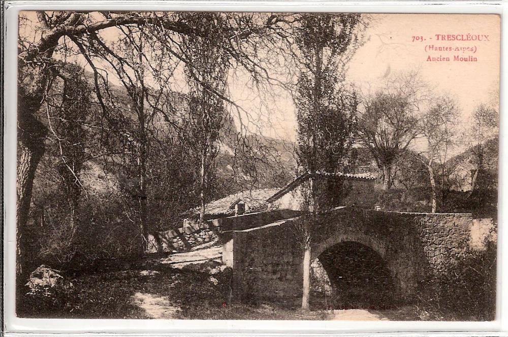 Trescleoux Ancien Moulin