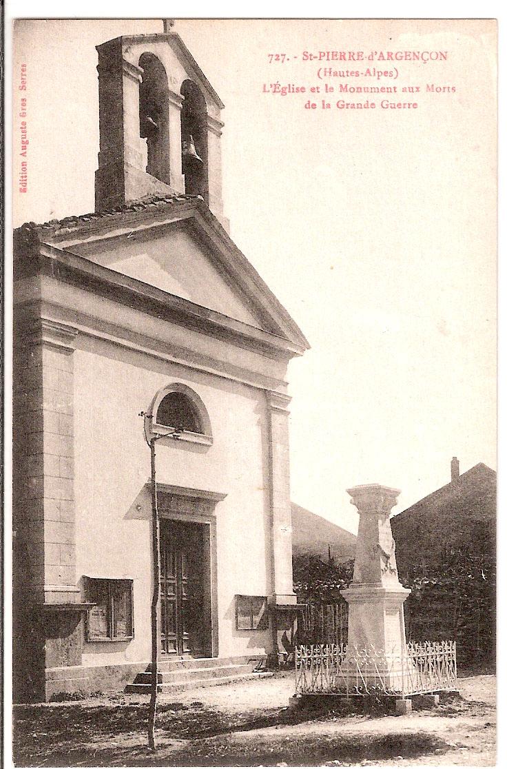 St-Pierre d'Argençon L'Eglise et la Monument aux Morts de la Grande Guerre