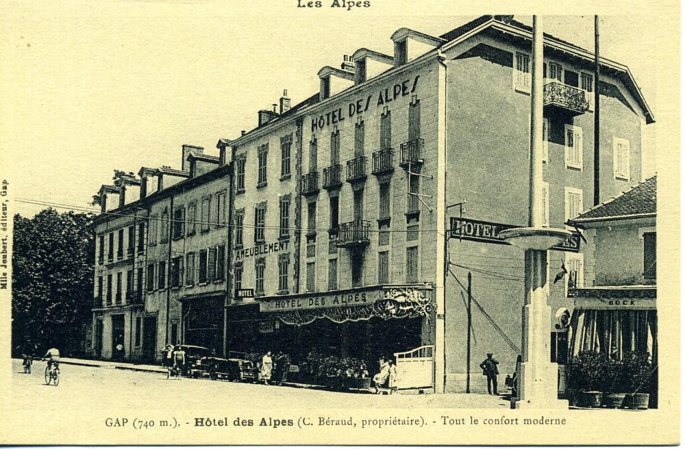 Hôtel des Alpes , C.BERAUD propriètaire