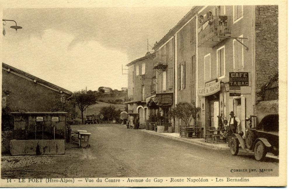 Le Poet vue du centre Avenue de Gap Route Napoleon Les Bernardins