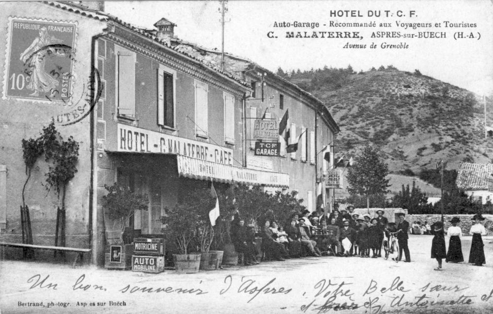 Hotel du T.C.F - Auto-Garage - Recommandé aux Voyageurs et Touristes