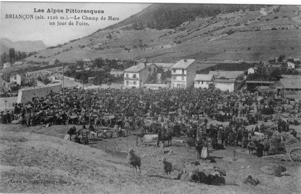 Briançon (alt 1326m) -  le Champ de Mars un jour de Foire