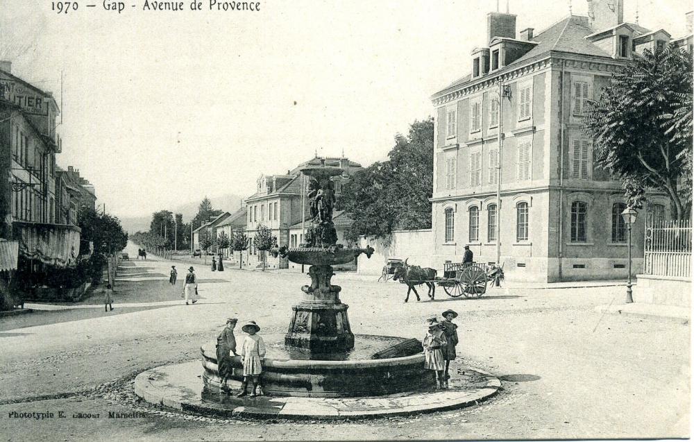 Avenue de Provence