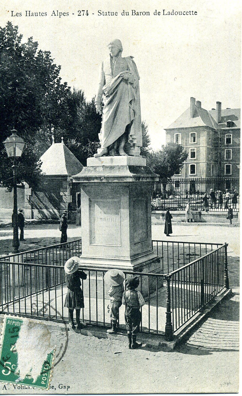 Statue du Baron de Ladoucette