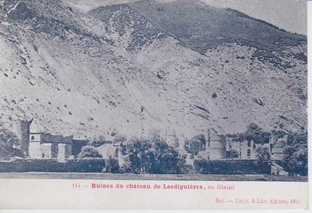 Ruines du Chateau de LESDIGUIERES, au Glaizil