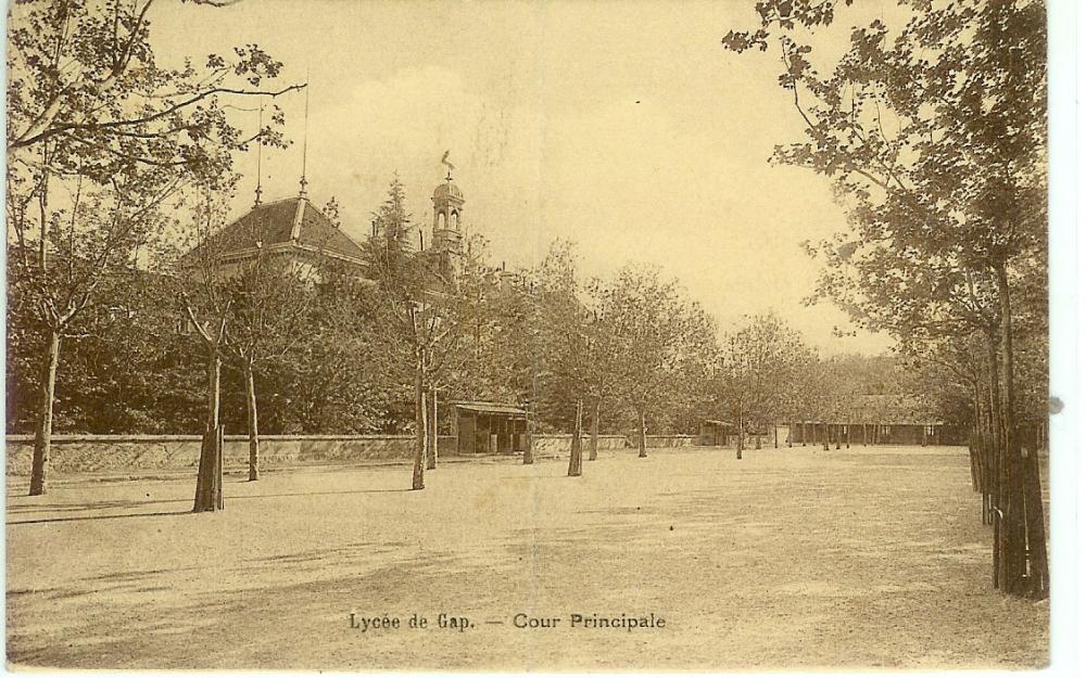 Lycée de Gap - Cours Principale