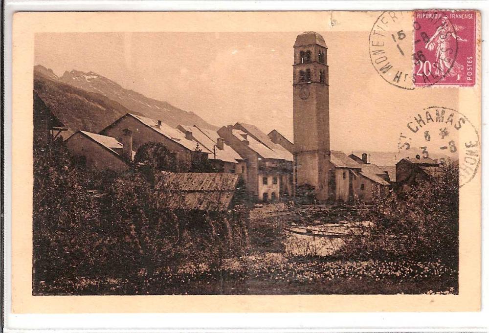 Le Casset - Place de l'Eglise