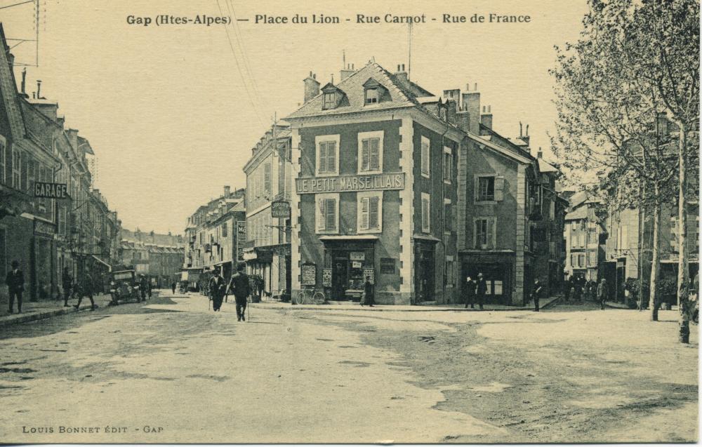 Place du Lion, Rue Carnot, Rue de France