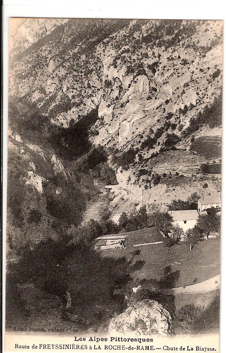 Route de Freyssinières à la Roche de Rame - Chute de la Biaysse