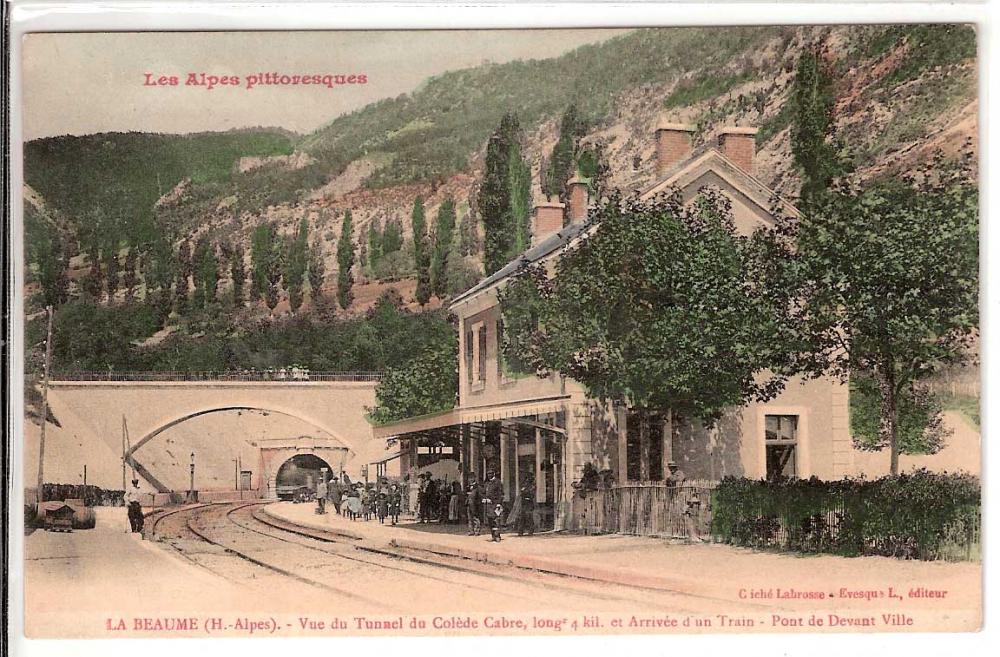 La Beaume vue du Tunnel du Col de Cabre arrivé du train