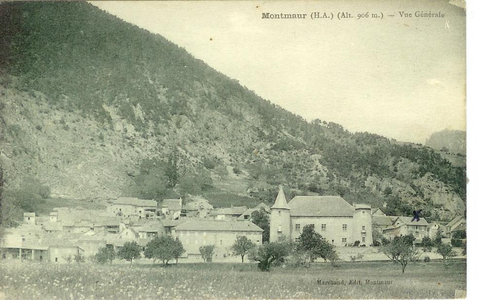 Montmaur (906m) Vue Générale