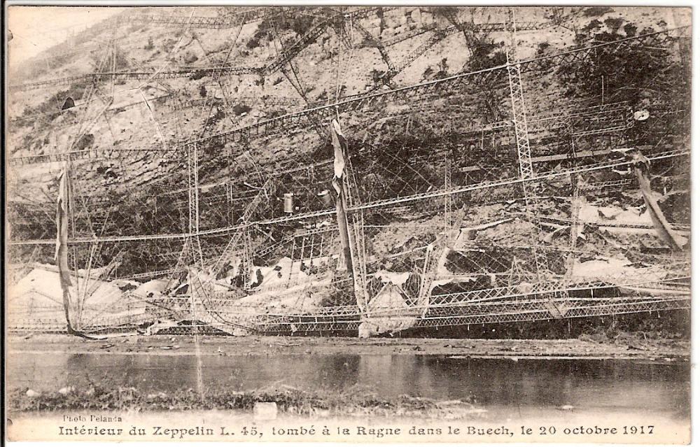 Intérieur du Zeppelin L 45 tombé à Largne le 20 Octobre 1917