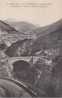 Le Pont d'Asfeld, au fond le fort Italien du Chaberton