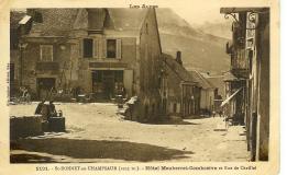 St Bonnet en Champsaur (1025m) Hôtel MAUBERET-COMBASSIVE et rue de Chaillol