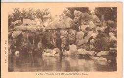 Source Minerale Saint Pierre d'Argençon Grotte