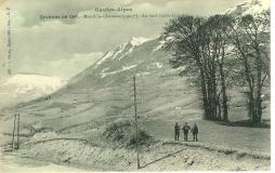 Environs de Gap - Massifr de Charance (1903m) Au fond Ceüse (2010m)