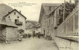 Chateauroux les Alpes (928m) - Entrée du Bourg: côté Briançon - Hôtel Girard