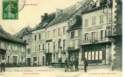 Saint Bonnet Place du Chevréril