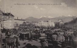 Place du Lycée un jour de Foire