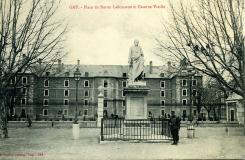 Gap - Place du Baron Ladoucette et Caserne Vieille