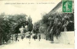 Barret le Bas - Alt 700m - La Rue Pricipale et les Ecoles