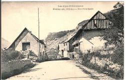 Prelles (alt 1152m) - Rue Principale